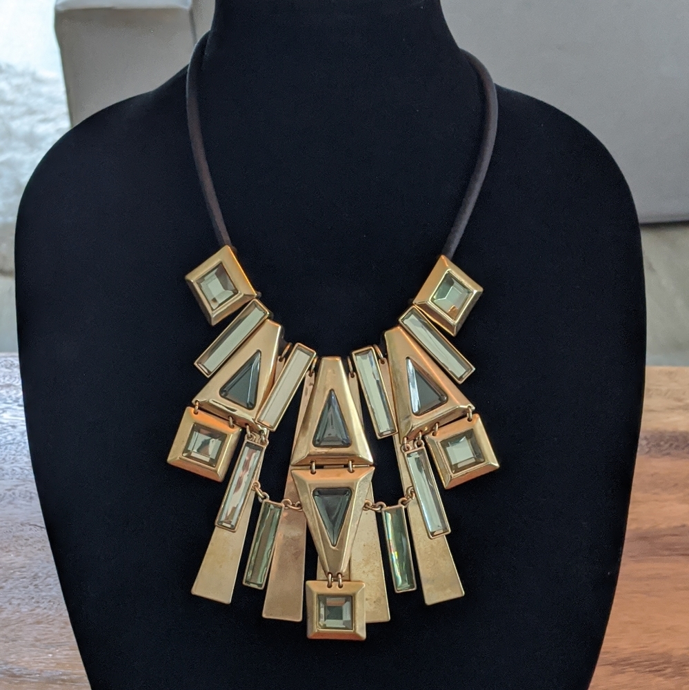Banana Republic statement necklace